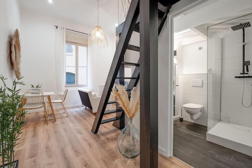  Le Boheme Superbe Loft Fonctionnel Et Central Vila Velha Exterior foto